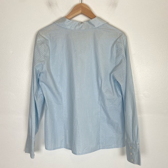 Croft & Barrow Stretch Women's Button Down Shirt L Metallic Stripes Blue Preppy - Picture 2 of 8